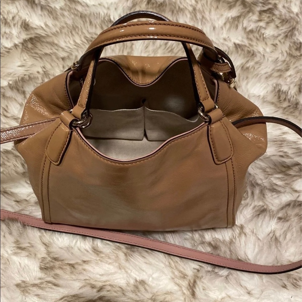 GUCCI Soho Top handle patent GG Tassel Cross Body Bag - Picture 5 of 8